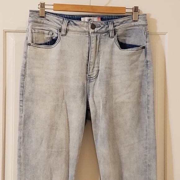 CAbi Higher Straight Jeans Size 4 - Picture 4 of 10